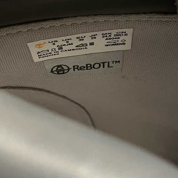 Timberland - Picture 2 of 3